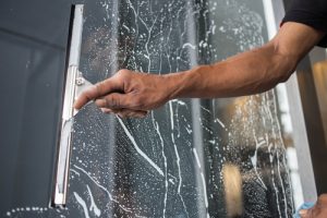 mytí oken cena